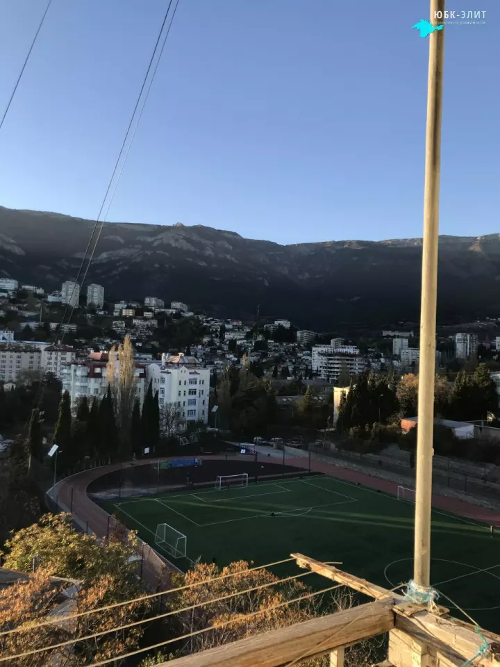 Продам 2 ккв ул Теплая балка 6