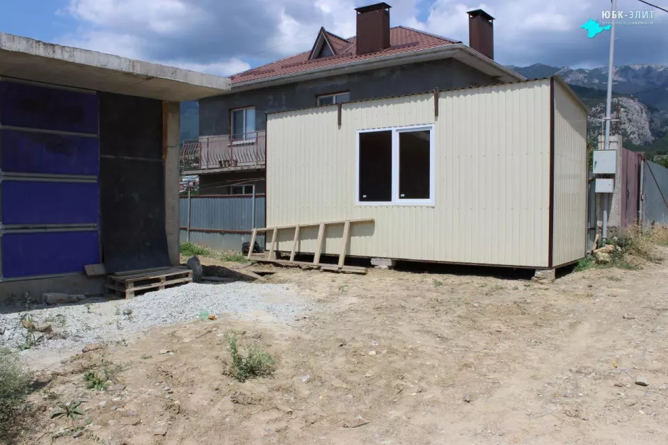 Продажа недостроенного дома в Ялте , на участке ИЖС