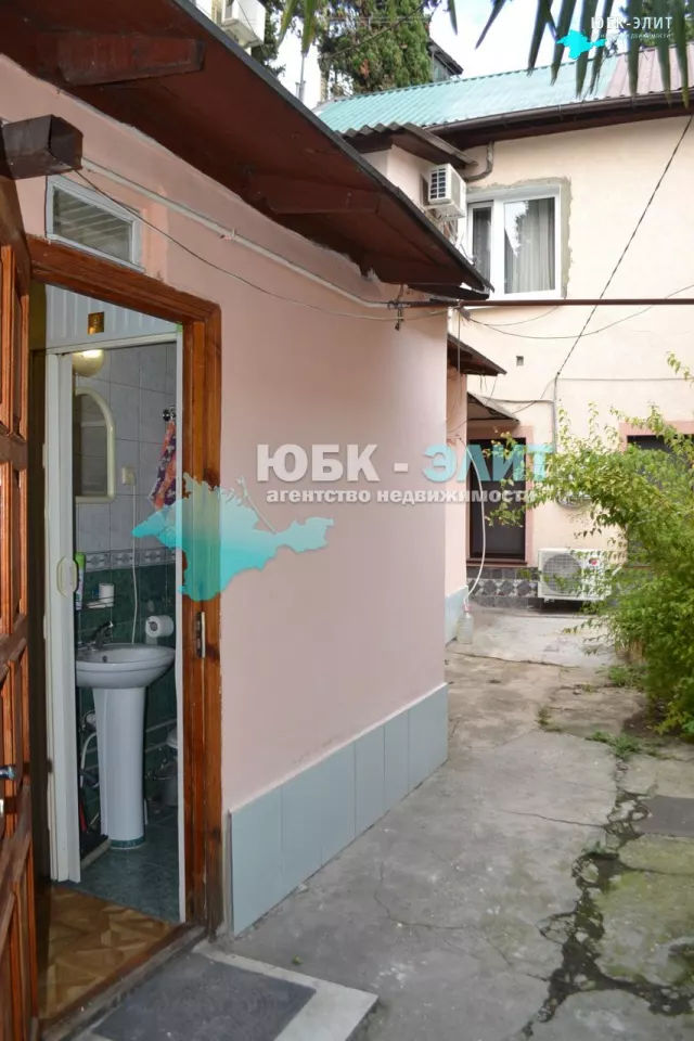 Уютная, небольшая Квартира в центре Ялты!
