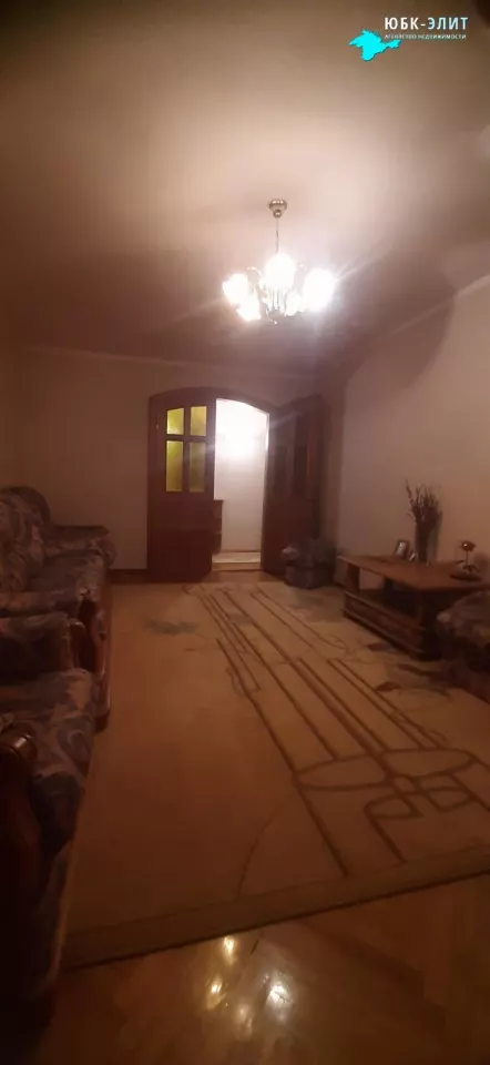 Трёхкомнатная квартира в центре Ялты!