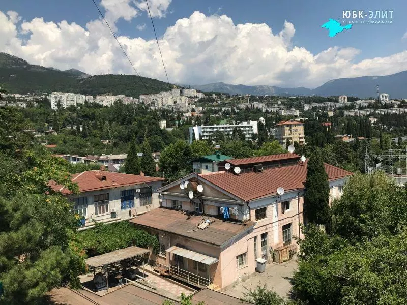 3-х комнатная квартира в Ялте блюхера